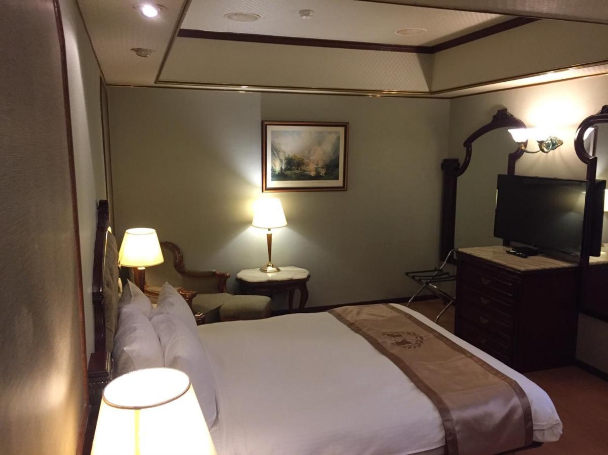 Charming City Songshan Hotel Taipei Exterior photo